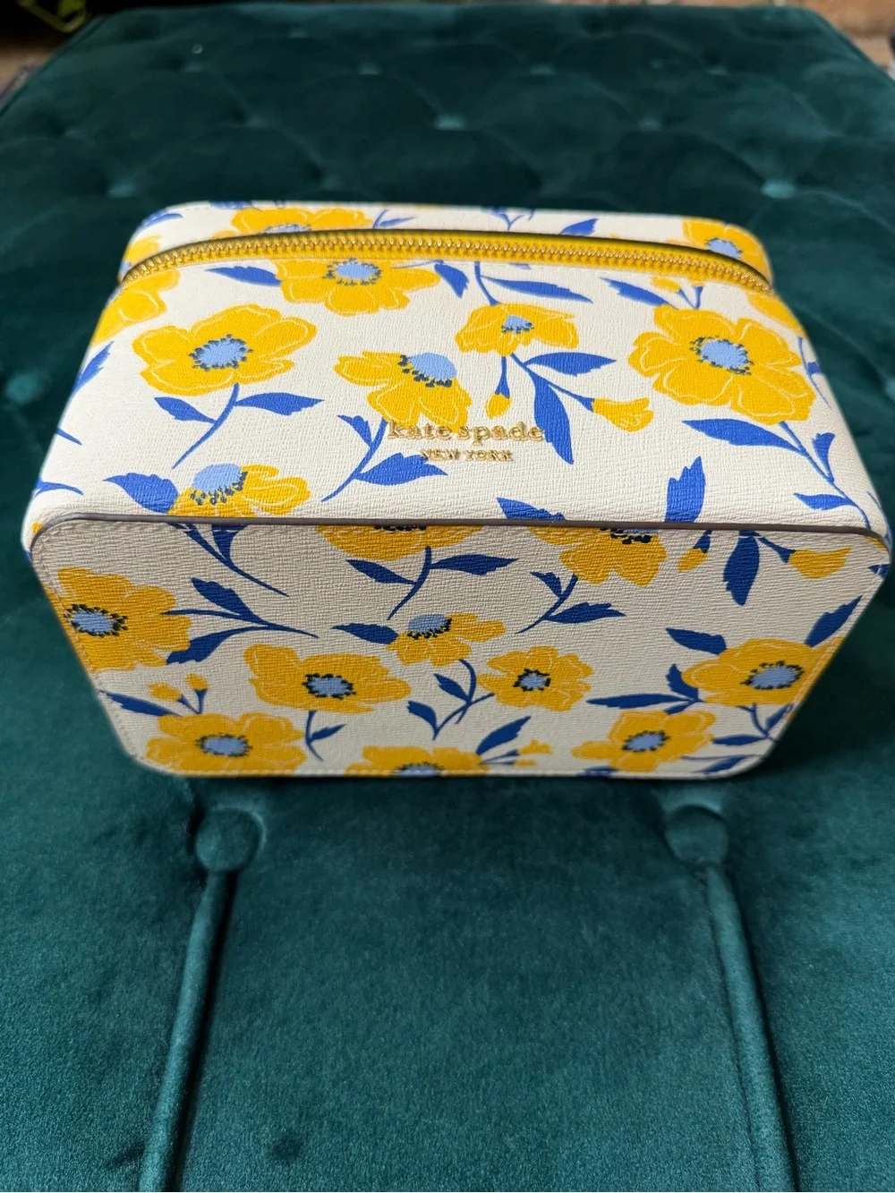 Kate Spade Morgan Sunshine Floral Vanity Kit